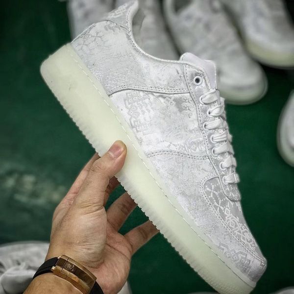 

2020 принудительный низкий премиум синих белого шелка ao9286-100 кроссовок мужской сгусток тренеры спорт кроссовки dunk один спортивные 1 х, White;red