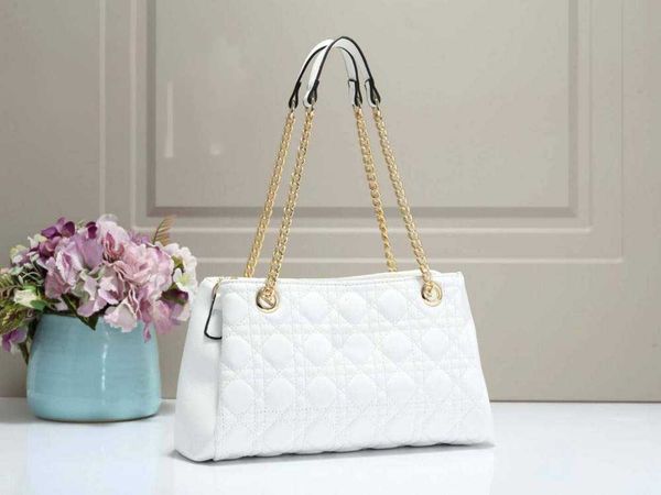 

fashion 2020 designer luxury chain simple one shoulder internal compartment large capacity crossbody bag