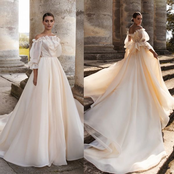 

урожай с плеча свадебные платья с длинными рукавами линия ruched sweep поезд sexy свадебные платья богемское платье венчания пляжа платье-де, White