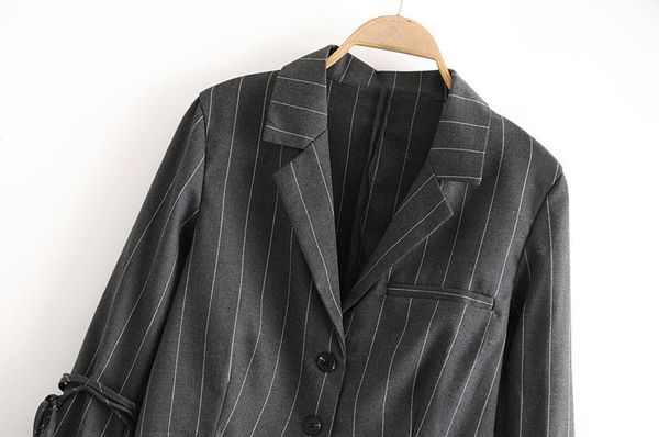 

western style women's dress 19 spring and autumn new style short two-button of sleeved stripes suit jacket women's, Black;white