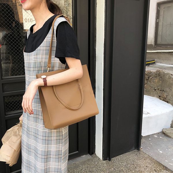 

one-shoulder female 2020ins large-capacity slant hanging hand versatile child bag