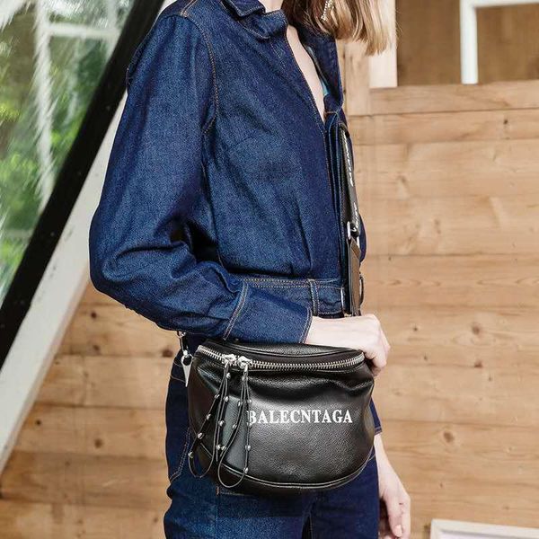 

oblique cross ladies belt bag ladies shoulder chain small square bag european and american fashion wild leather clutch bag gift 016