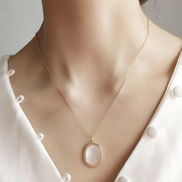 

new bohemian 925sterling silver oval shell pendant necklace white seashell natural stone flower frame necklace jewelry