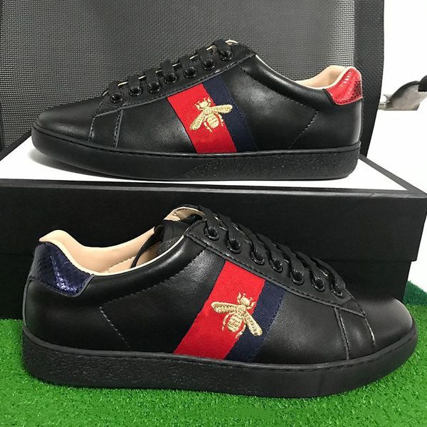 

2019 low all red leather bee embroidery casual shoes fashion luxury black white brand sneakers for mens womens