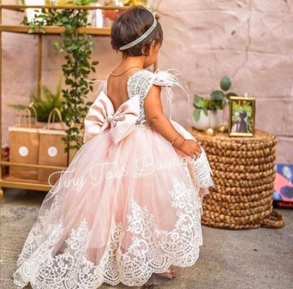 

feather cap sleeve champagne dresses with bow back backless long train girls celebrity dresses custom, Red;yellow