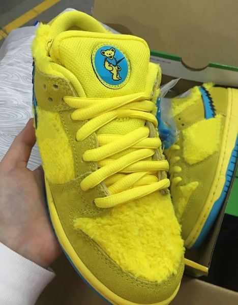 

grateful dead bears x sb dunk low yellow green orange running shoes spark soar bright ceramic opti blue fury sport sneakers