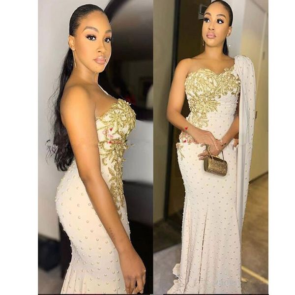 

2020 luxury pearls arabic dubai gold lace mermaid prom dress one shoulder with long cape split formal evening dresses custom made, Black