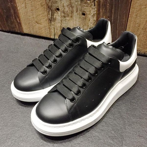 

2019 Men Womens Sneakers Durable Stability Black Casual Shoes Lace Up Designer Comfort Pretty Women Sneakers Casual Leather Shoes
