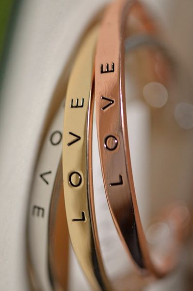 

stf stainless steel engraved positive inspirational quote hand stamped cuff mantra love bracelet bangle k3495, Black