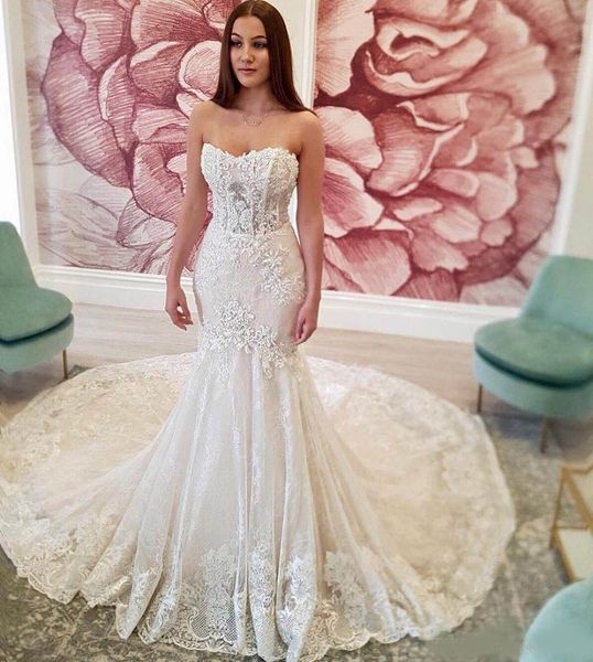 

fabulous mermaid lace wedding dresses strapless neck beaded plus size bridal gowns chapel train trumpet vestido de novia, White