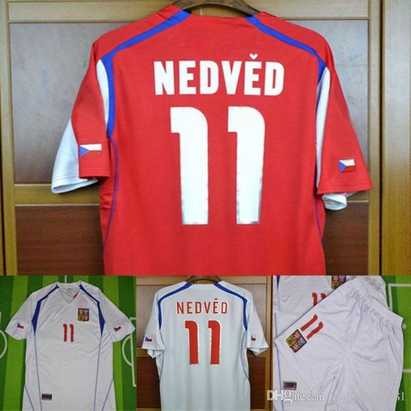 

04 czech republic retro soccer jersey pavel nedved champions mens football shirts 2004 czech vintage classic uniforms kit camiseta, Black