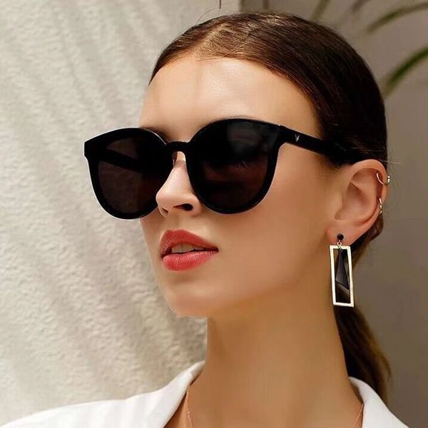 

2019 women gentle monster brand sunglasses fashion lady vintage sunglass cat eye sun glasses retro sunglasses original package, White;black