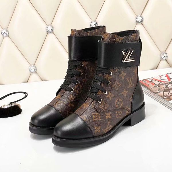 

2020 new autumn and winter european and american leather martin boots foreign style round head short female knight boots thick bottom, Black
