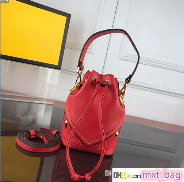 

модные леди качества сумочки высоких тотализаторов сумка роскошь дизайнер сумка натуральной кожа женщины рюкзаки сумка 8850