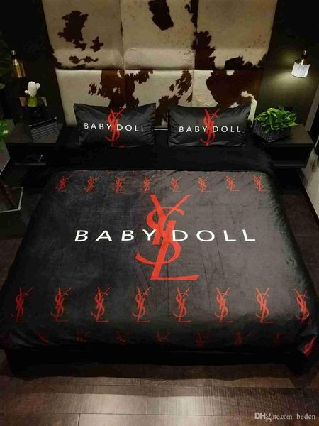 

nobility letter quilt cover suit 4 pieces fleece fabrics winter keep warm bedding set european fashion style 5555