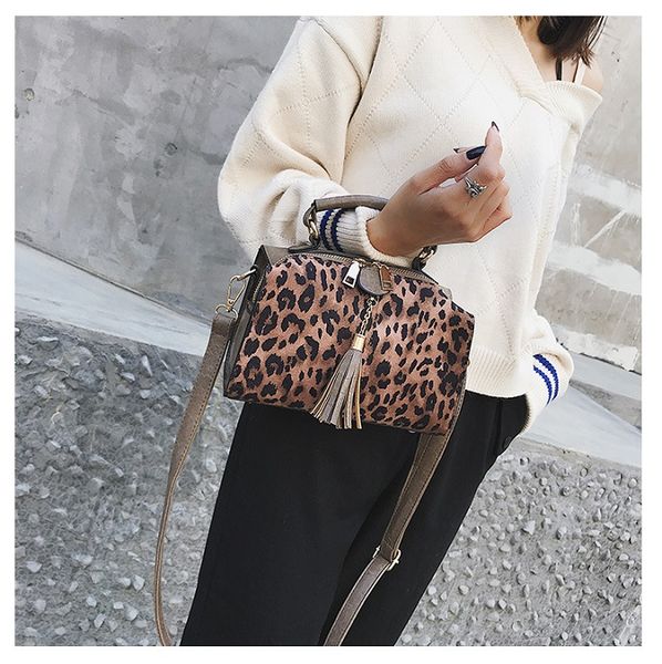 

sweet style lady shoulder bag new trend leopard print shoulder bag messenger bag wild boston handbags