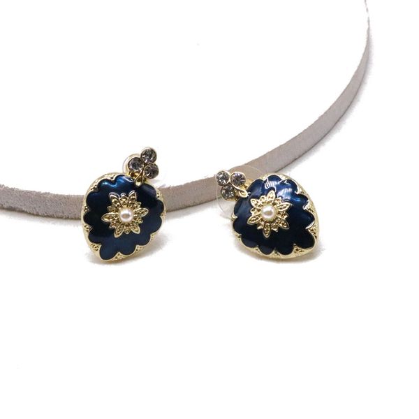 

navy blue enamel cute flower earring, Silver