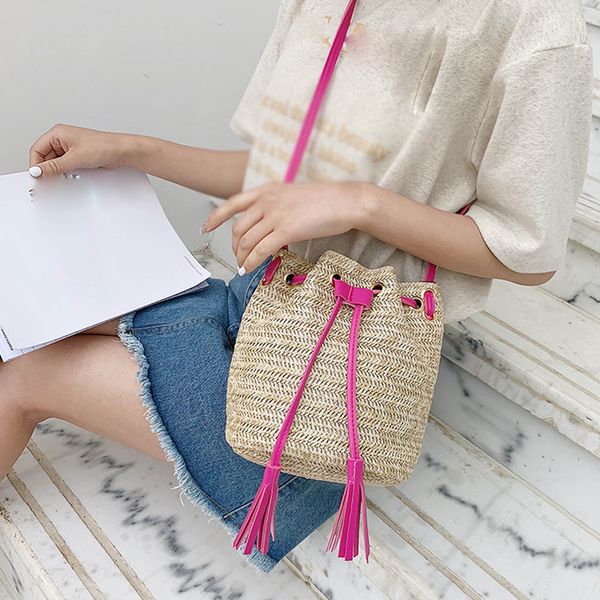 

women's shoulder bag woven rattan bag fashion lady literary straw tassel bucket wild shoulder messenger bags bolsa feminina