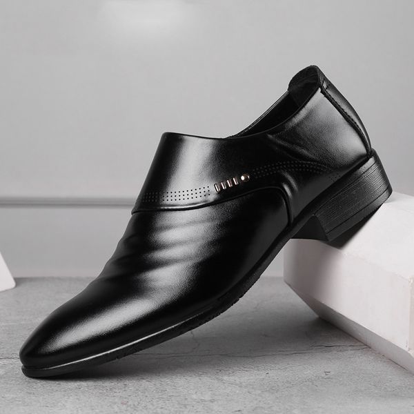 

new business men oxfords shoes set of feet dress shoes male office wedding pointed men's leather shoes, Black