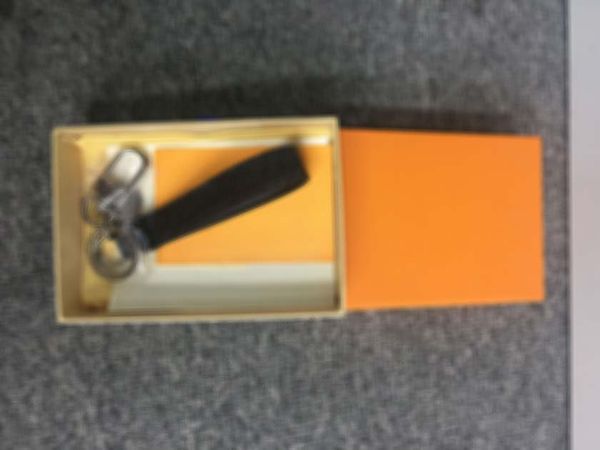 

designer keychain l letter leather keychains car fashion key ring lanyard luxury cute key wallet chain rope chain portachiavi with box6lj3, Silver