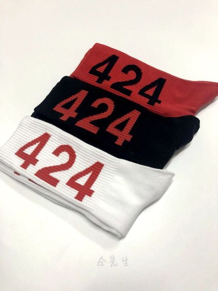 Meias dos homens 424 Bordado Mens Marca Designer Hip Hop Streetwear de malha de algodão masculino feminino longo