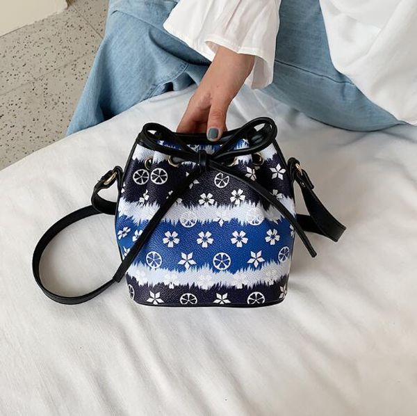 

ins rainbow bucket bag women shoulder bags fashion multicolor bags small handbag high quality