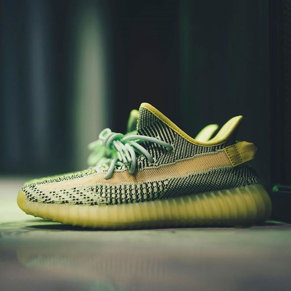 

pk version yecheil yeezreel black static reflective women mens shoes running sneakers clay white zebra designer luxury sport shoe kanye