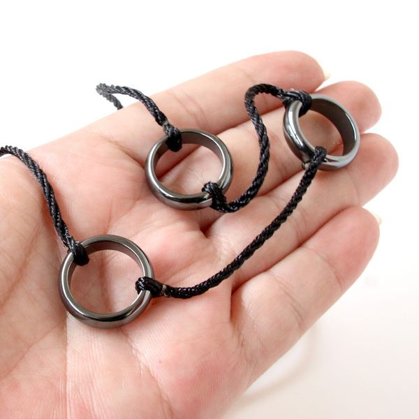 

naruto uchiha itachi obsidian necklace, Silver