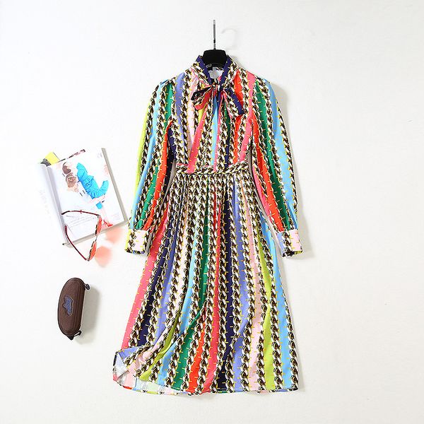 

autumn 2019 new european and american women's wear the chain of printing fashionable long sleeve bow neck dress, Black;gray