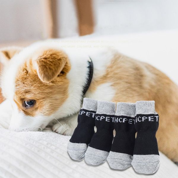 

4pcs/set fashion pet cotton socks cats and dogs indoor car scratch-proof cotton socks anti slip skid bottom pets