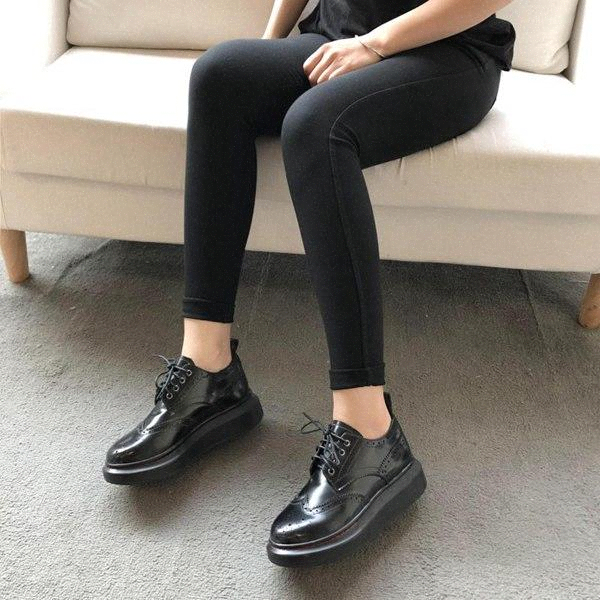 

2019 platform chaussures de mcalexander scarpe hybrid mcqueens crocss shoes women (with original box) size 36-40 lolita boots 54124895#, Black;white