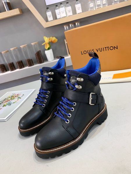 

high-end luxury ladies martin boots fashion design brand platform catwalk style four seasons women's shoes wild style