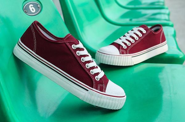 

canvas shoes, leisure shoes, sports shoes, slippers, huaruiqiu flip slippers, female designer's canvas leisure shoes, Black