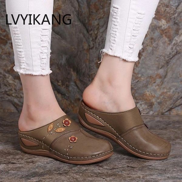 

2020 new women summer slippers fashion flower toeless casual wedges outdoor beach ladies plus size slippers, Black