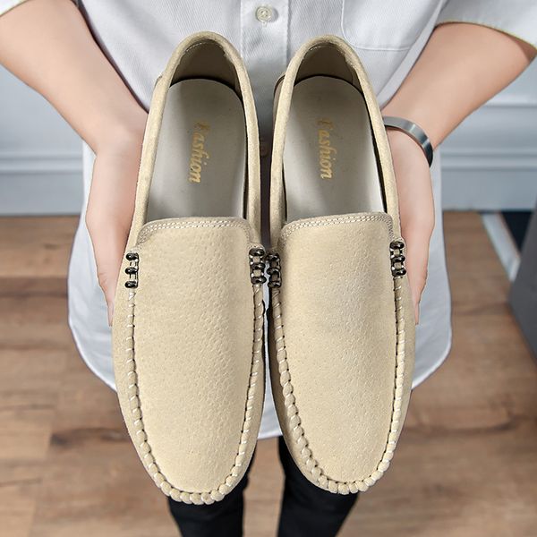 

the new men's shoes are breathable, comfortable, lazy, casual, fashionable, casual bean shoes, Black