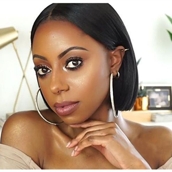 

women's bobo wig middle part short straight hair black wig 10 inches long with simulated scalp