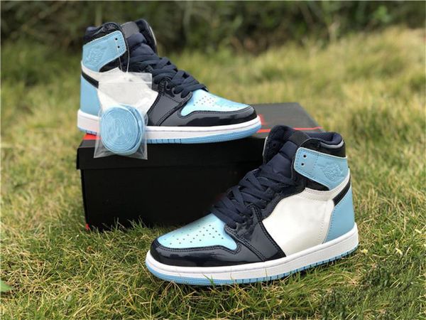 

2019 аутентичные воздуха высокого og 1 ретро unc патентный баскетбольная обувь человек snekaers wmns asg obsidian синий холод белый cd0461-4, Black