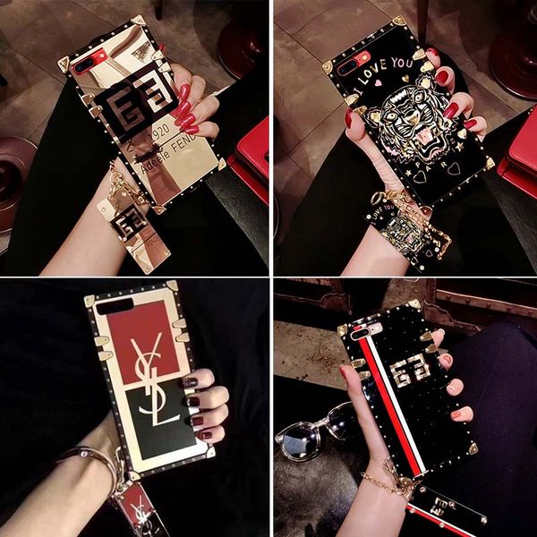 

fashion women brand phone case for iphonexsmax x 7plus/8plus 7/8 6/6s 6p/6sp popular protective back cover designer phone case 4 styles