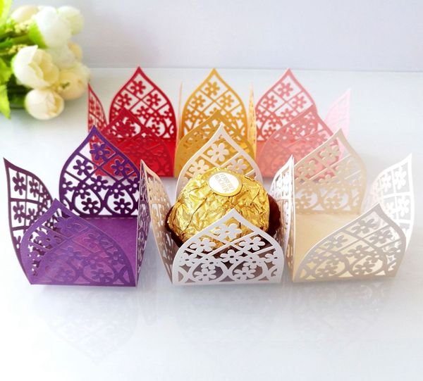 

50pcs heart flower laser cut wedding gifts for guests candy box chocolate bar birthday party decorations c1119