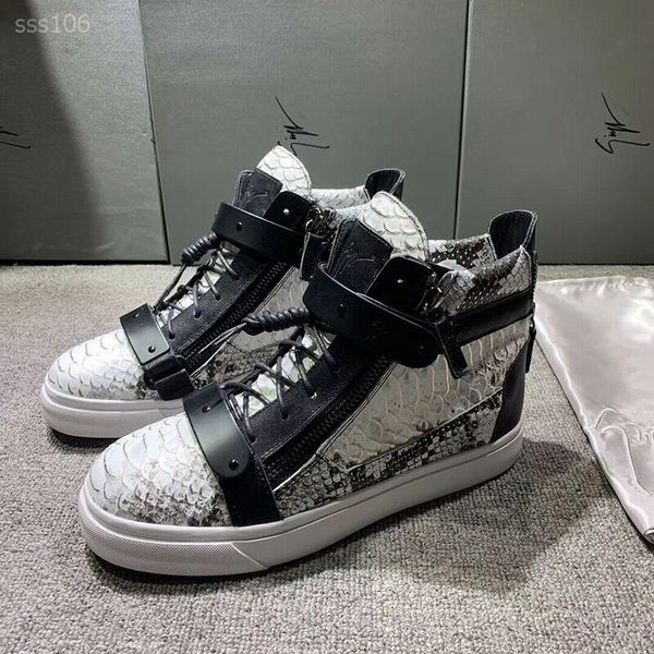 

personality handsome thick bottom high-handsome sneakers winter british style leather lace-up motorcycle shoes factory direct sales, Black