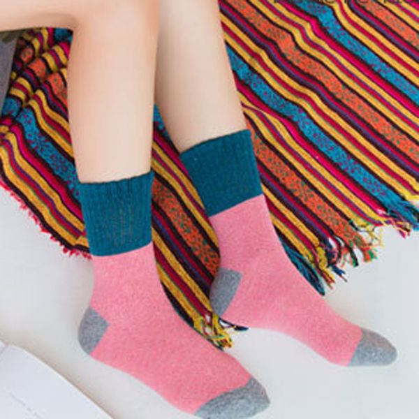 

retro thickening women socks autumn winter patchwork socks female new japanese tube sock students hosiery #35, Black;white