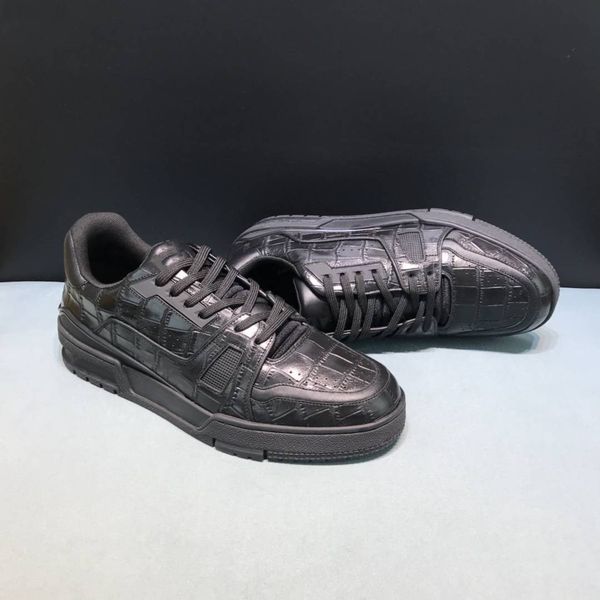 

flatform shoes sport luxury designer red waterproof studded spikes flats shoes casual lovers sneakers black