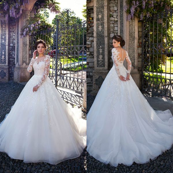 

lussano beach a line wedding dresses lace applique long sleeve sweep train bridal gowns plus size wedding gown robe de mariee, White