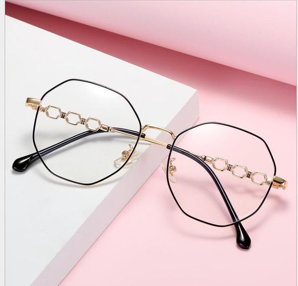 

korean version of the tide anti-blue light irregular glasses men and women myopia glasses frame, White;black