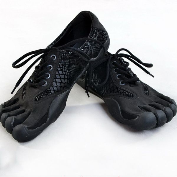 

men women outdoor hiking fitness 5 toes shoes summer beach barefoot upstream shoe camouflage sneakers climbing swim wading shoes