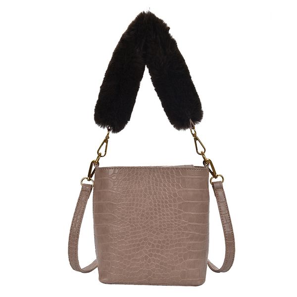 

bags for women 2019 new autumn and winter high-grade texture fashion personality shoulder bag portable messenger bucket bag