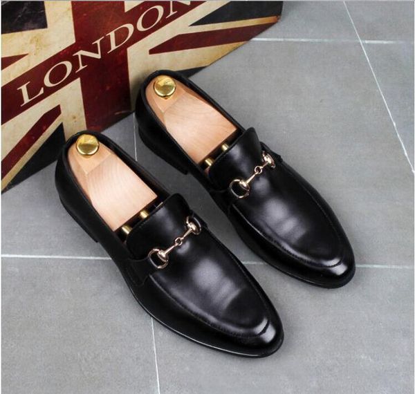 

2020 fashion men high british style rrivet causal luxury shoes men red gold black bottom shoes dress shoes mens s02