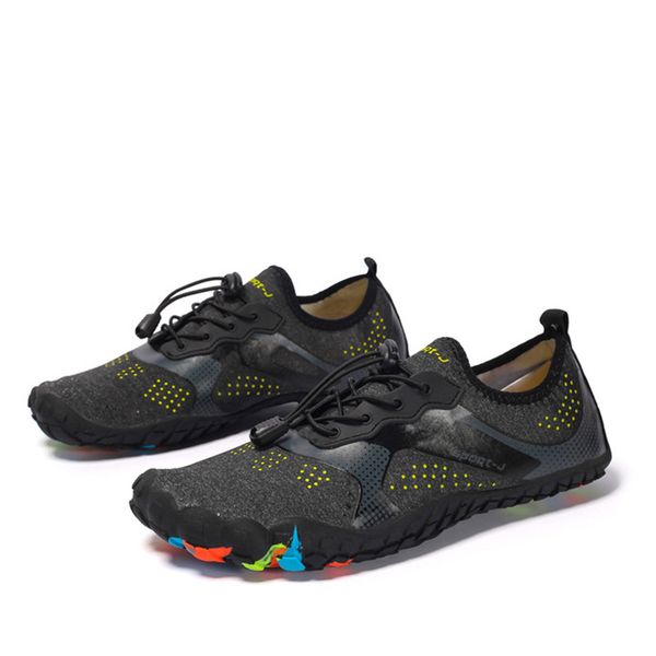 

outdoor large-size wading shoes for men with non-slip swimming water shoes, Black