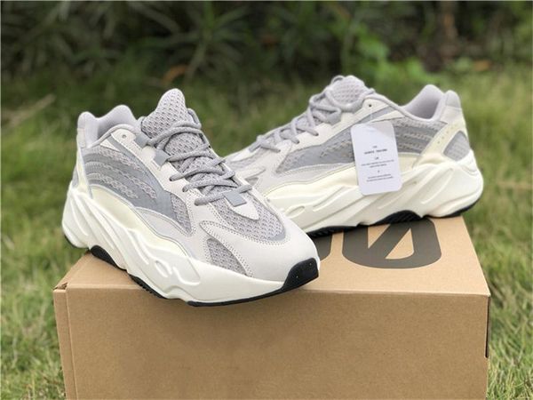 

2020 authentic 700 v2 static kanye west casual shoes for men women runner wave mauve triple white ef2829 sports sneakers with box, Black