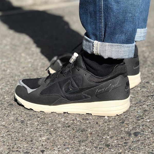 

new fear of god x air skylon 2 light bone eggplant running shoes men fashion women chaussures designer sneakers